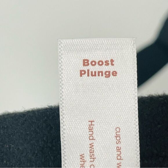 Cacique Boost Plunge Black Underwire Push-up Bra w Spandex Size 40DDD/40F - Picture 4 of 5